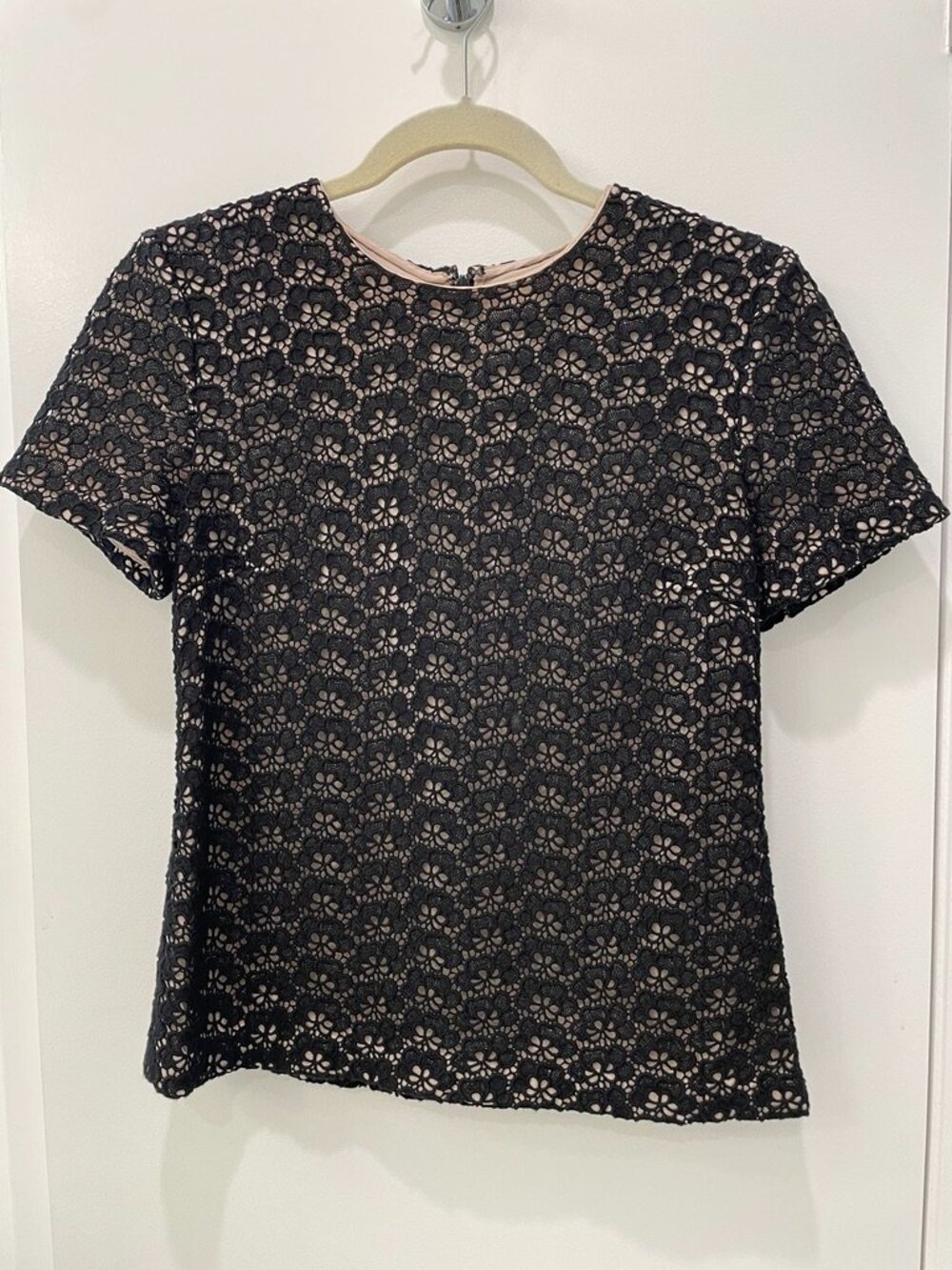 DVF Diane Von Furstenberg Cindy Acorn Lace Short Sleeve Top Blouse